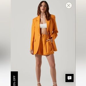 ASTR Jacinta high-waisted shorts